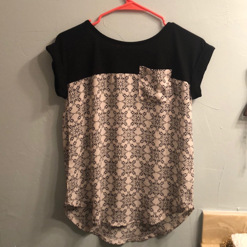 Women’s short sleeve